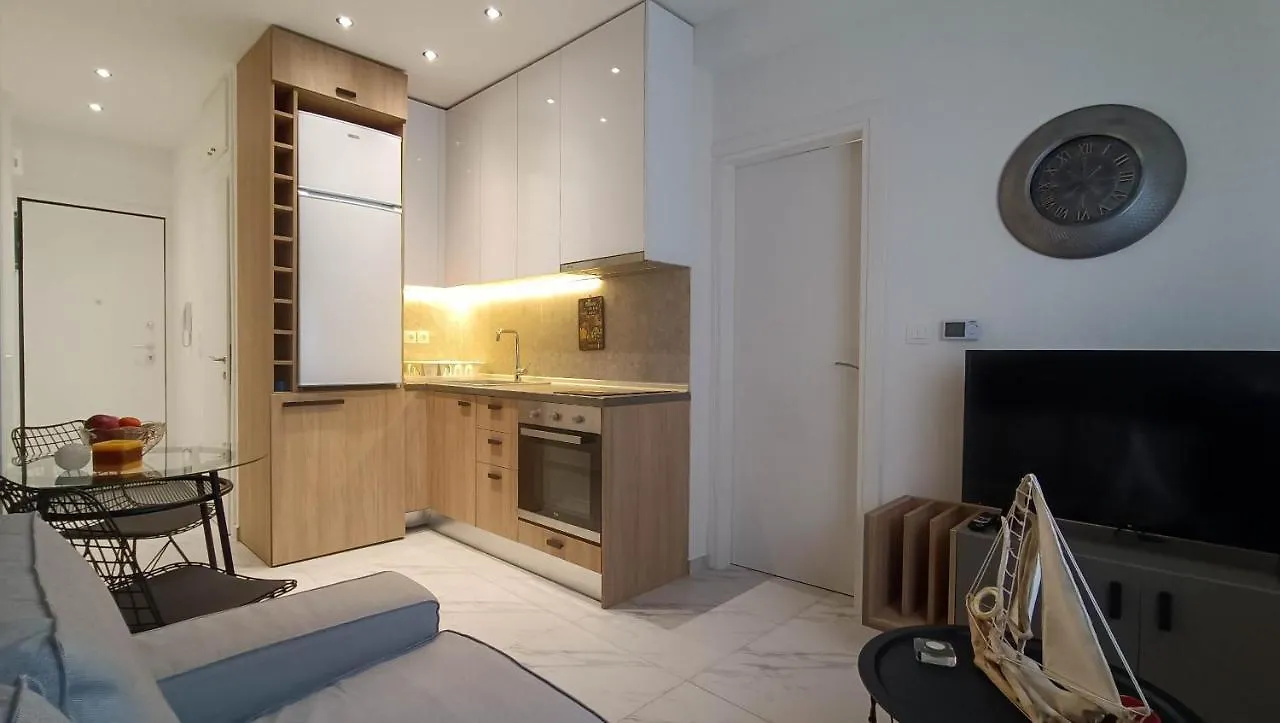 Cozy Fully Equipped Apartment Θεσσαλονίκη 0*,  Ελλάδα